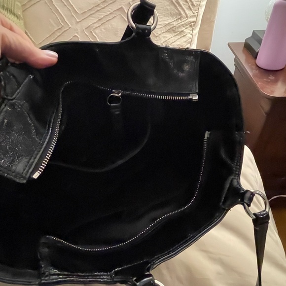 Coach black patent leather logo purse - Picture 6 of 10